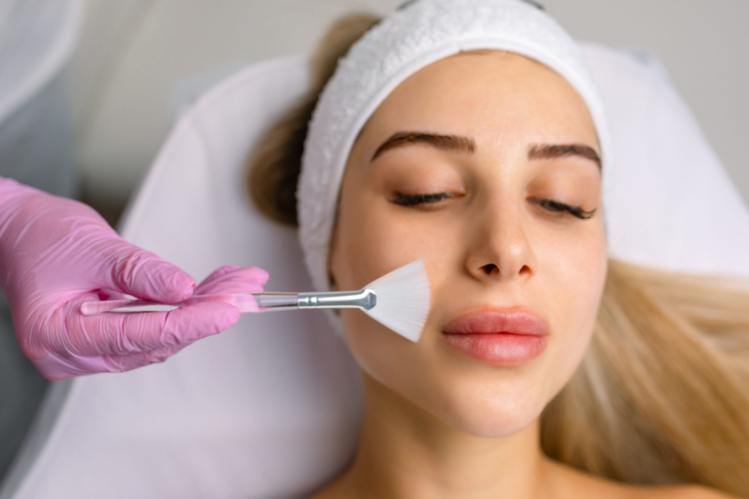 Paciente con alopecia con tratamiento de injerto capilar